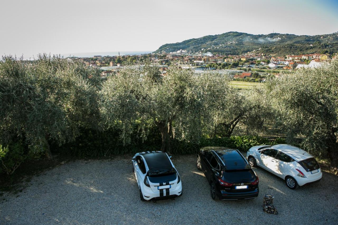 Le Raganelle Hotel Oneglia Luaran gambar